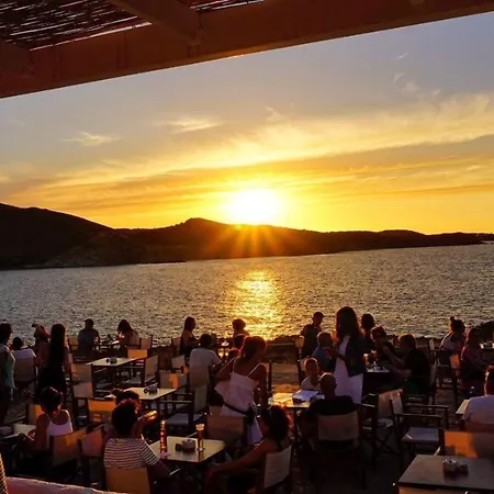 Casa Cristalina Menorca فورنيلس